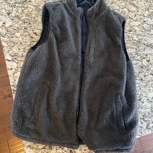 Cozy Charcoal Sherpa Zip-Up Vest